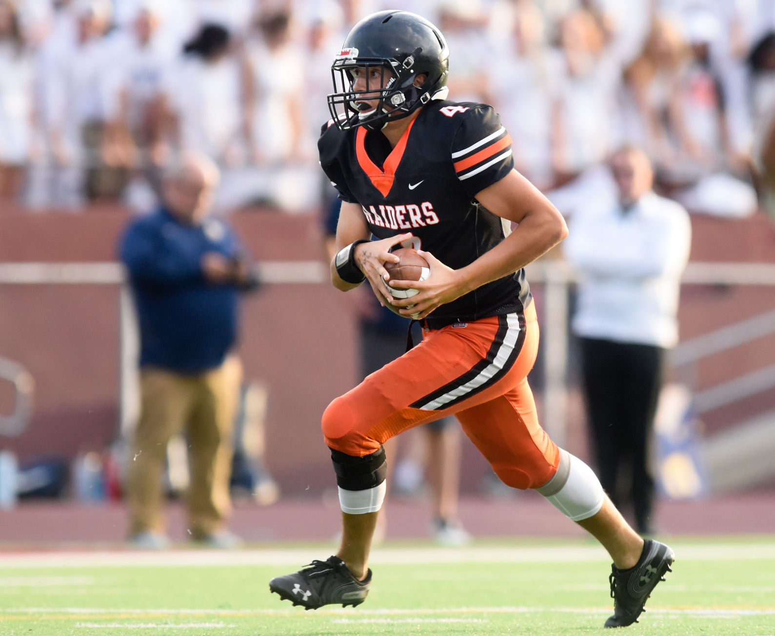 Football Bishop Heelan at Sioux City East
